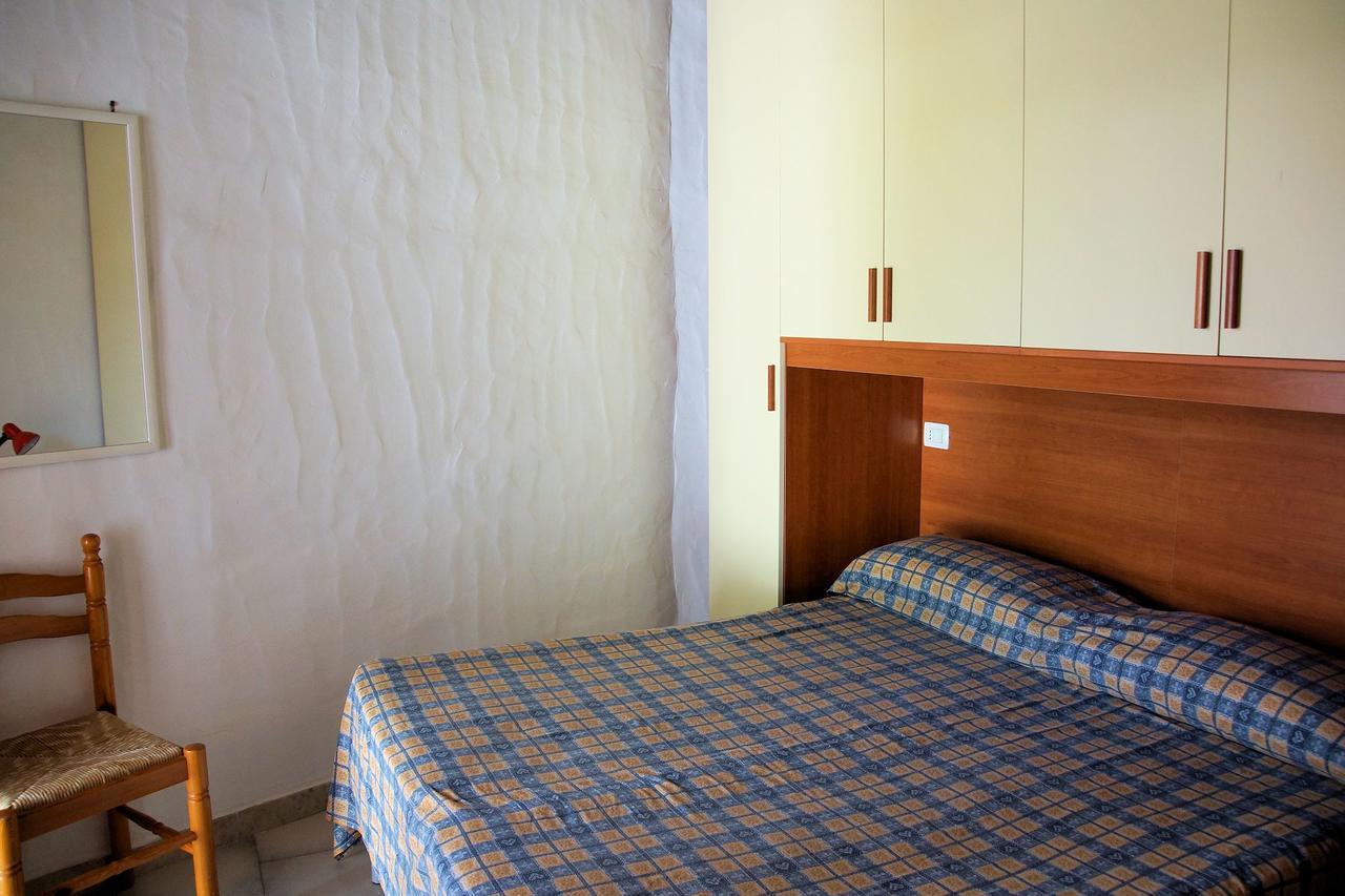 ואלדוריה Sa Fiorida Case Vacanze מראה חיצוני תמונה