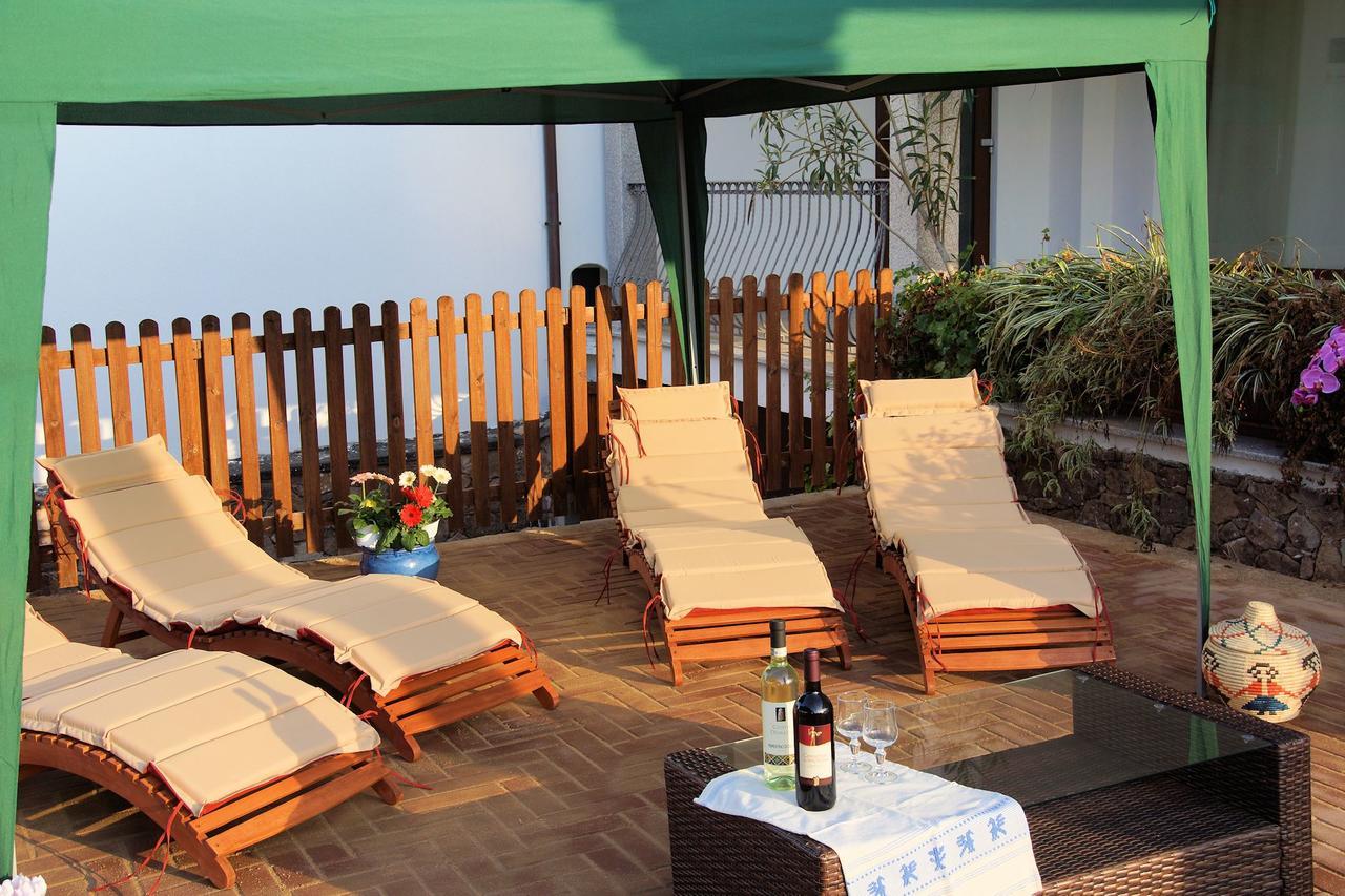 ואלדוריה Sa Fiorida Case Vacanze מראה חיצוני תמונה